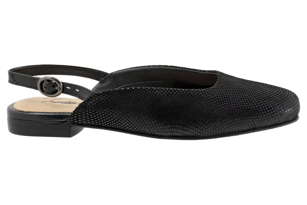 Holly-Trotters Online