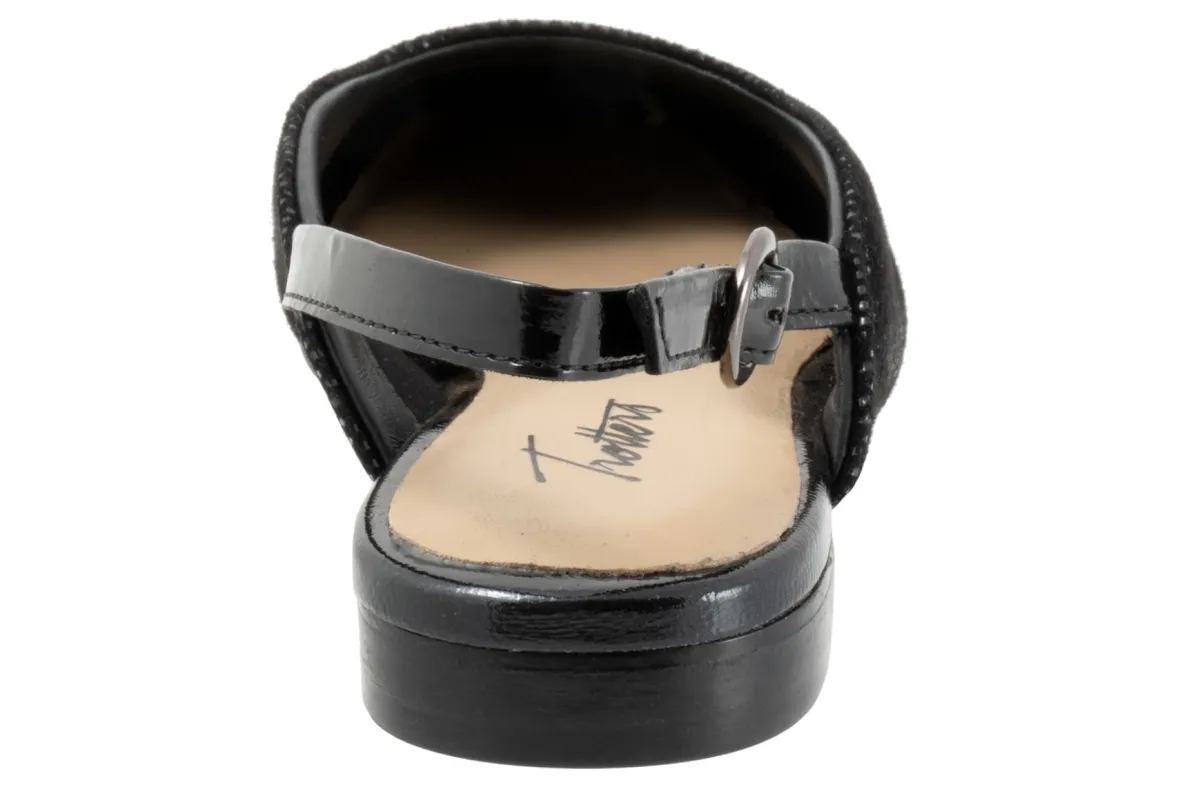 Holly-Trotters Online