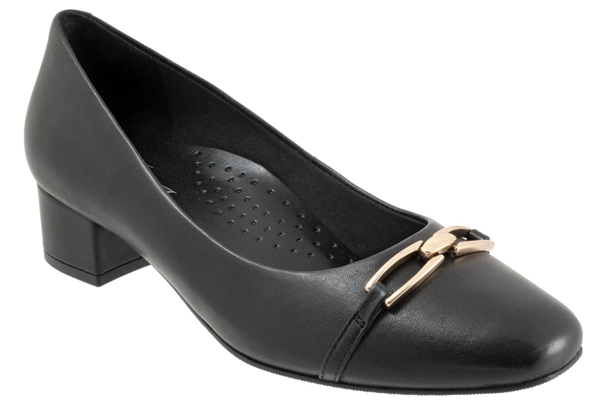 Dakota-Trotters Fashion