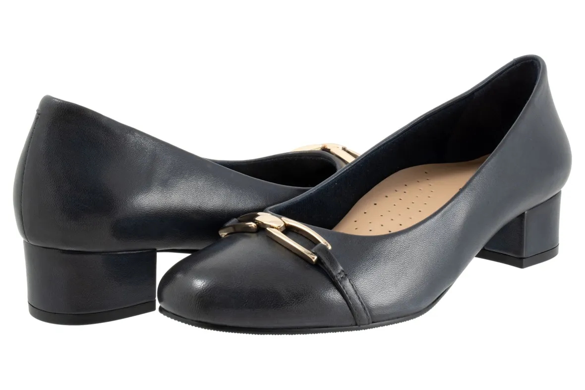 Dakota-Trotters Fashion