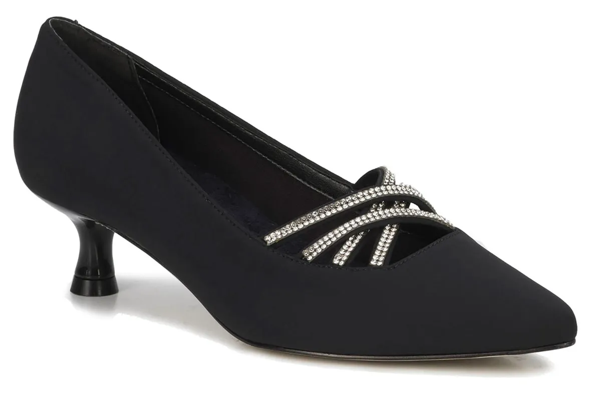 Bonnie-Ros Hommerson Hot