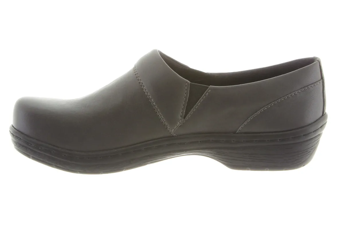 Mission-Klogs Footwear Fashion