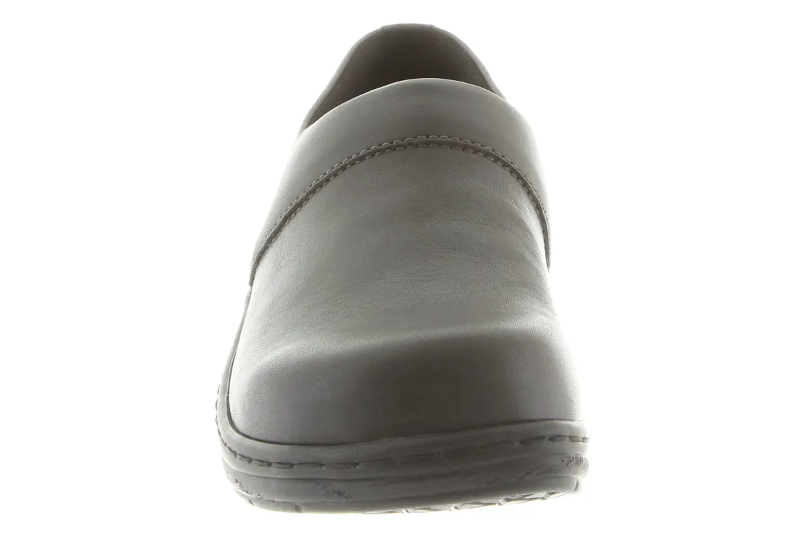 Mission-Klogs Footwear Fashion