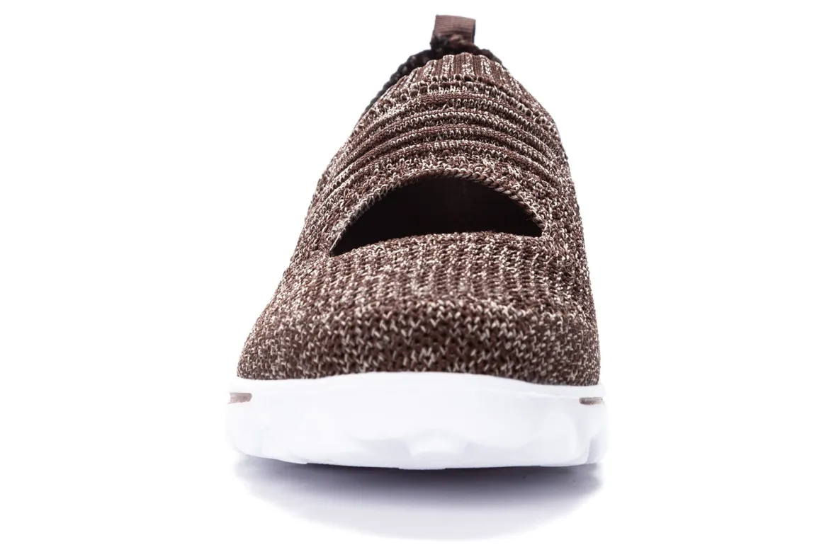 Travelactiv Avid-Propet Sale