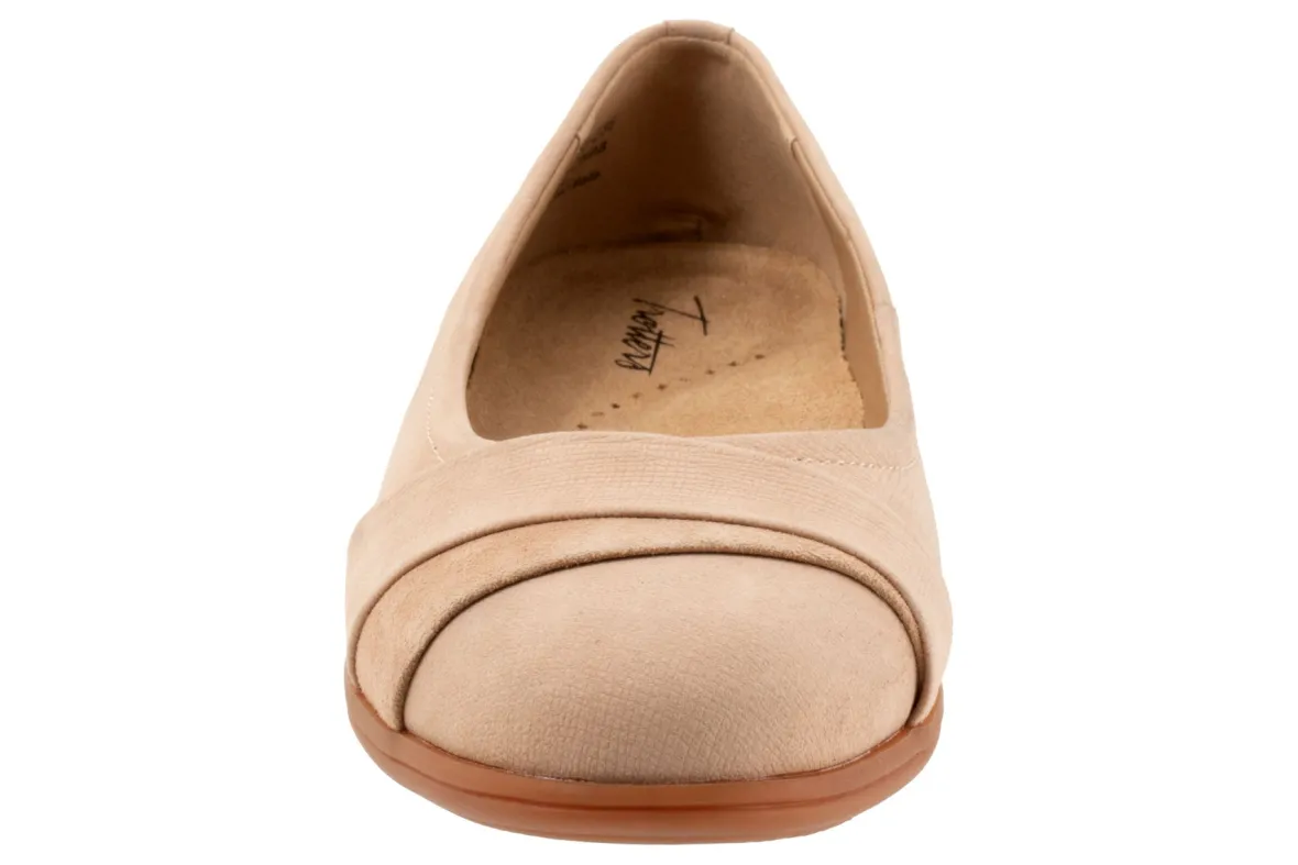 Danni-Trotters Fashion