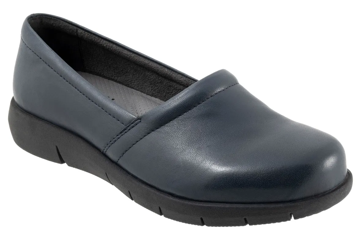 Adora 2.0-Softwalk Clearance