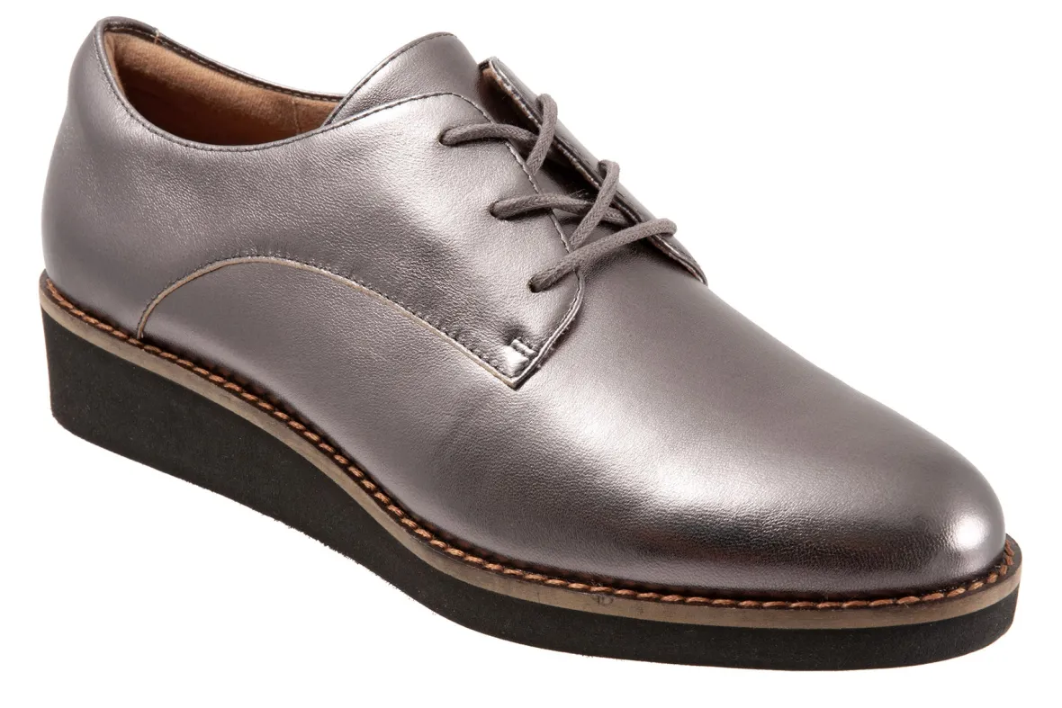 Willis-Softwalk Fashion