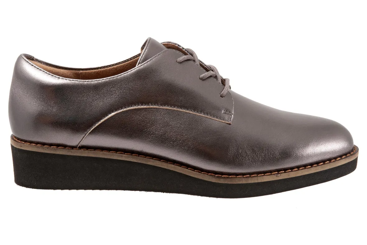 Willis-Softwalk Fashion