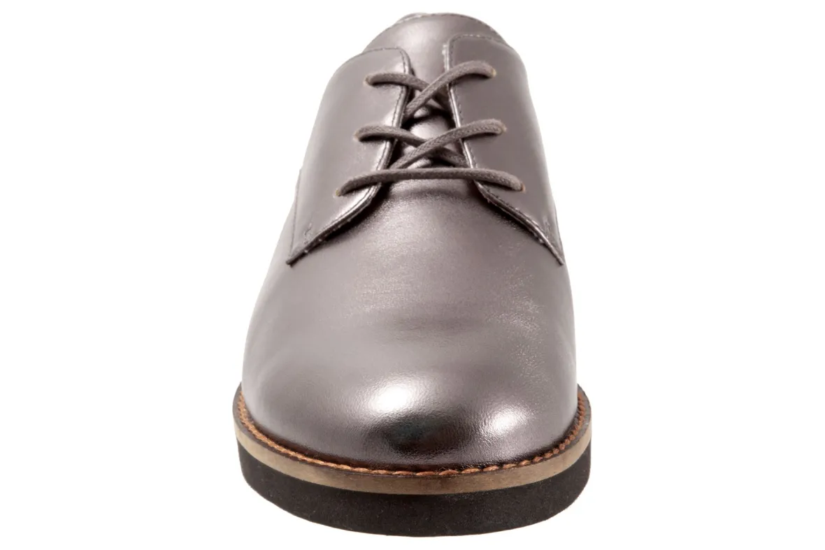 Willis-Softwalk Fashion