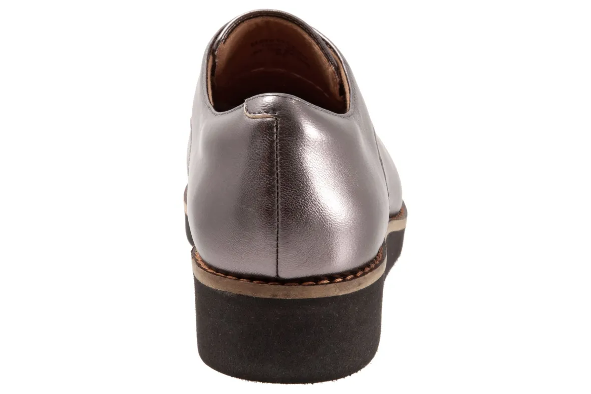 Willis-Softwalk Fashion