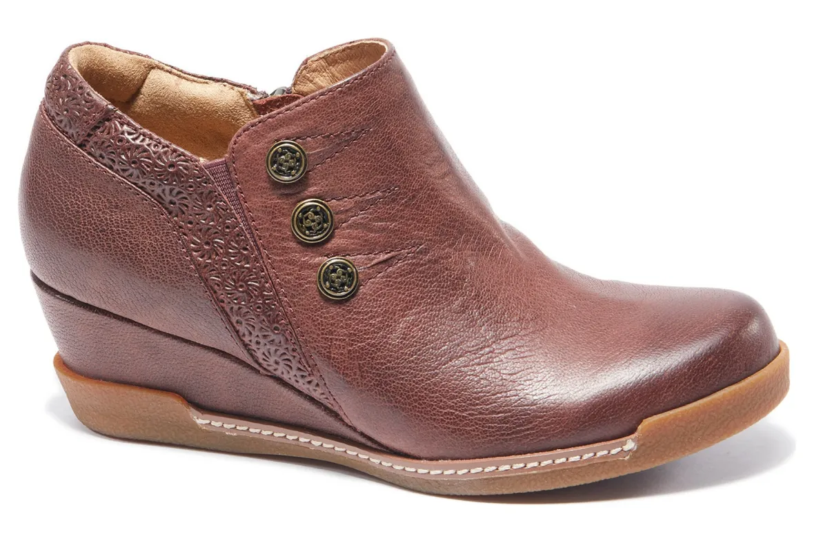 Devina-Halsa Footwear Online