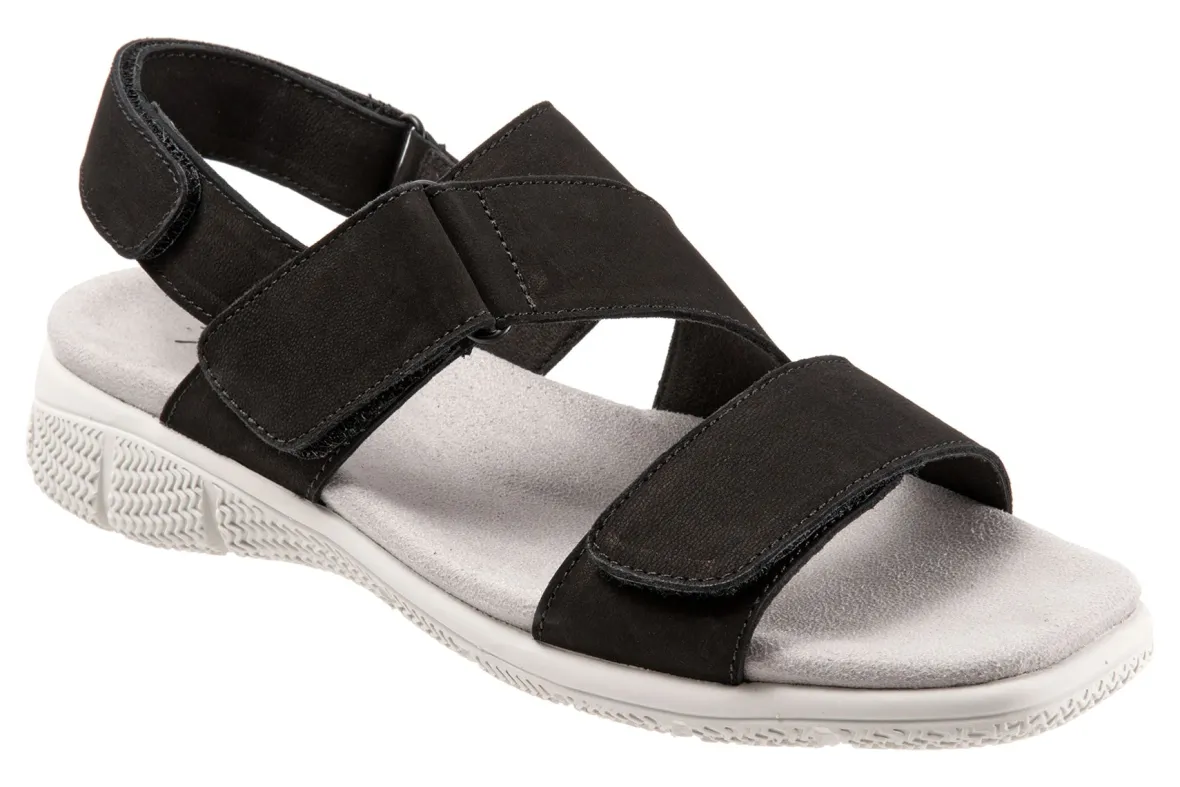 Tatia-Trotters Online