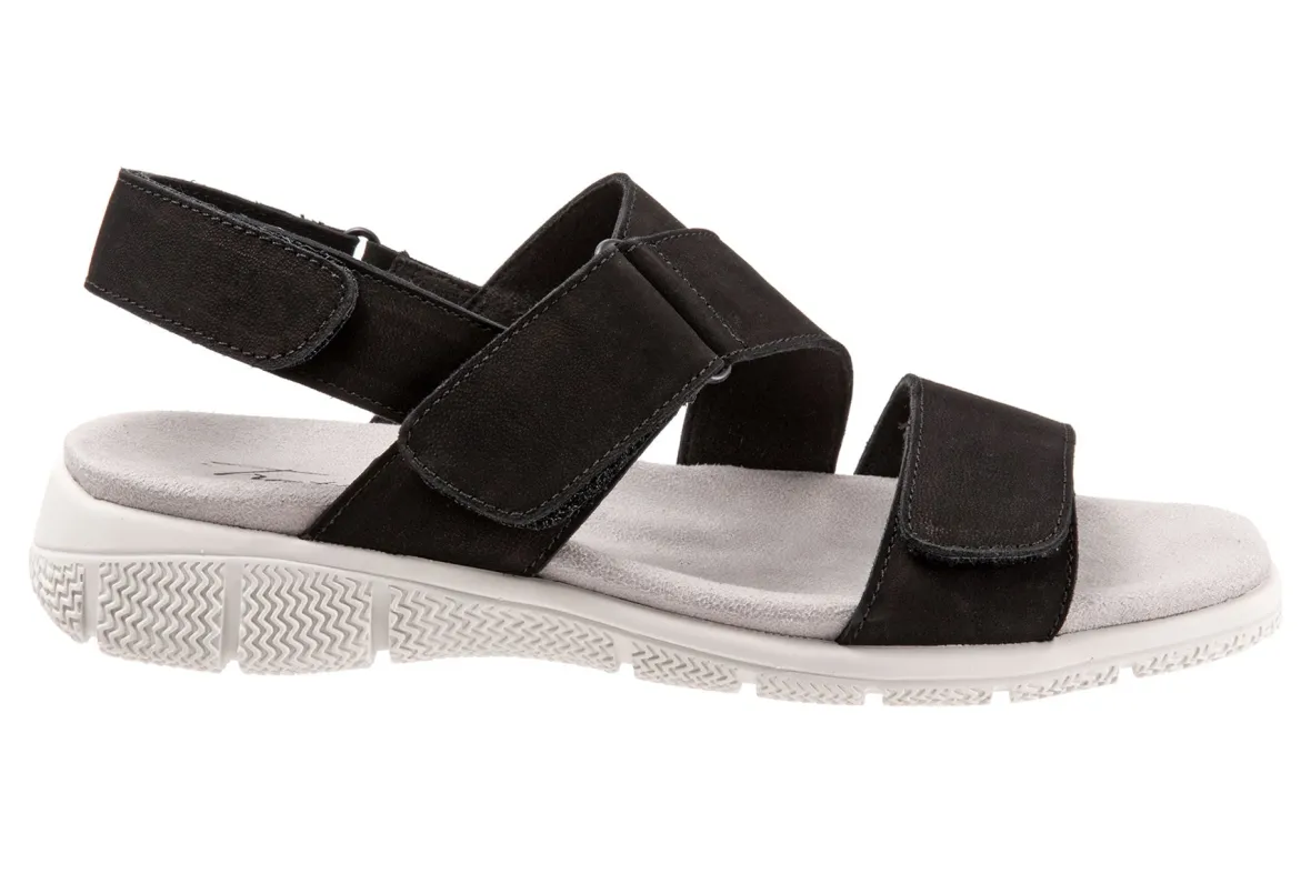 Tatia-Trotters Online