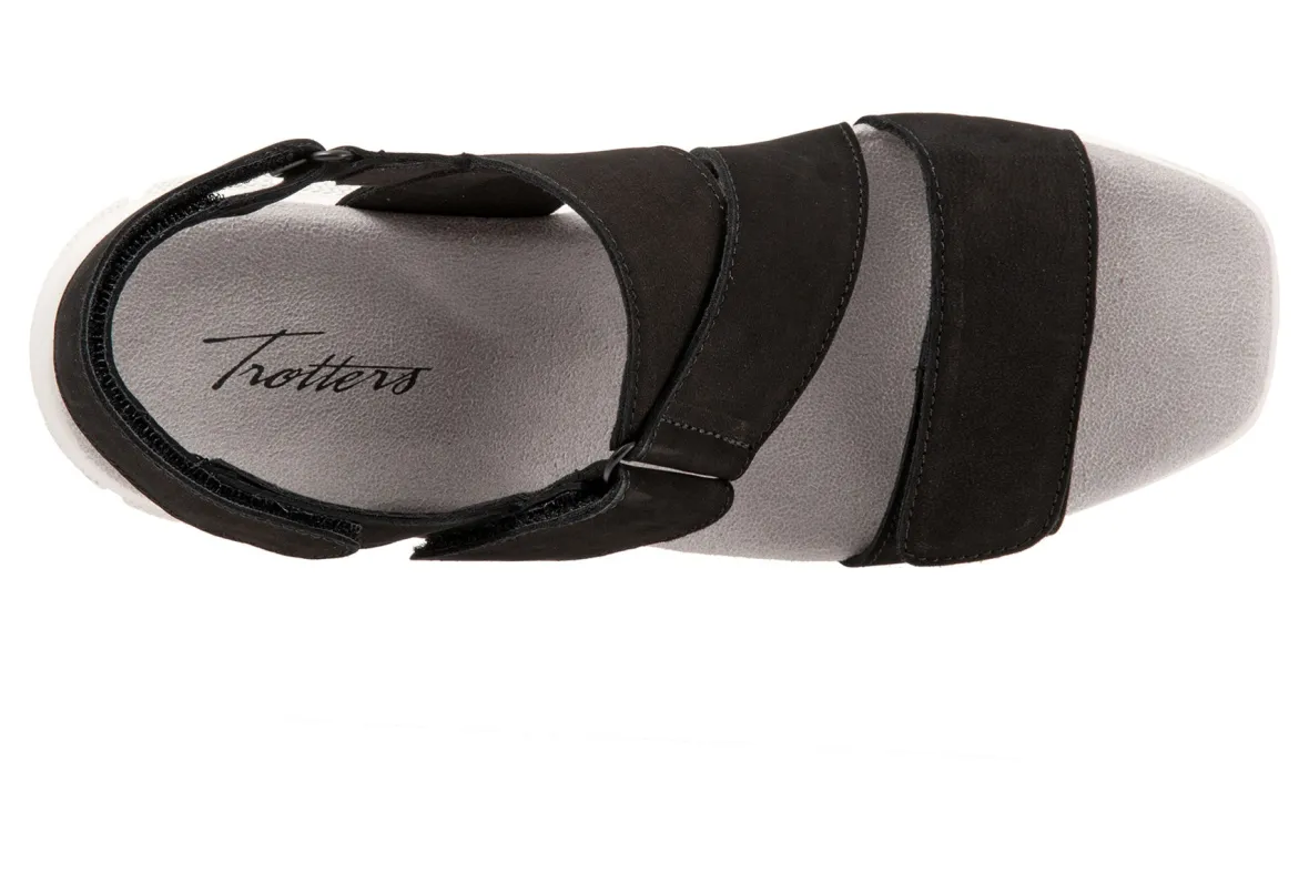 Tatia-Trotters Online