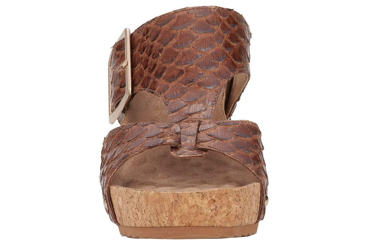 Thea-Ros Hommerson Fashion