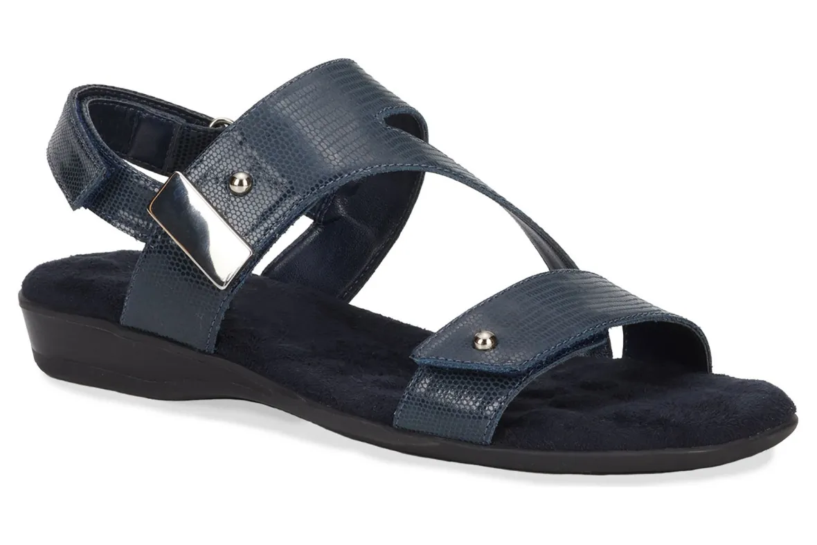 Chloe-Ros Hommerson Online