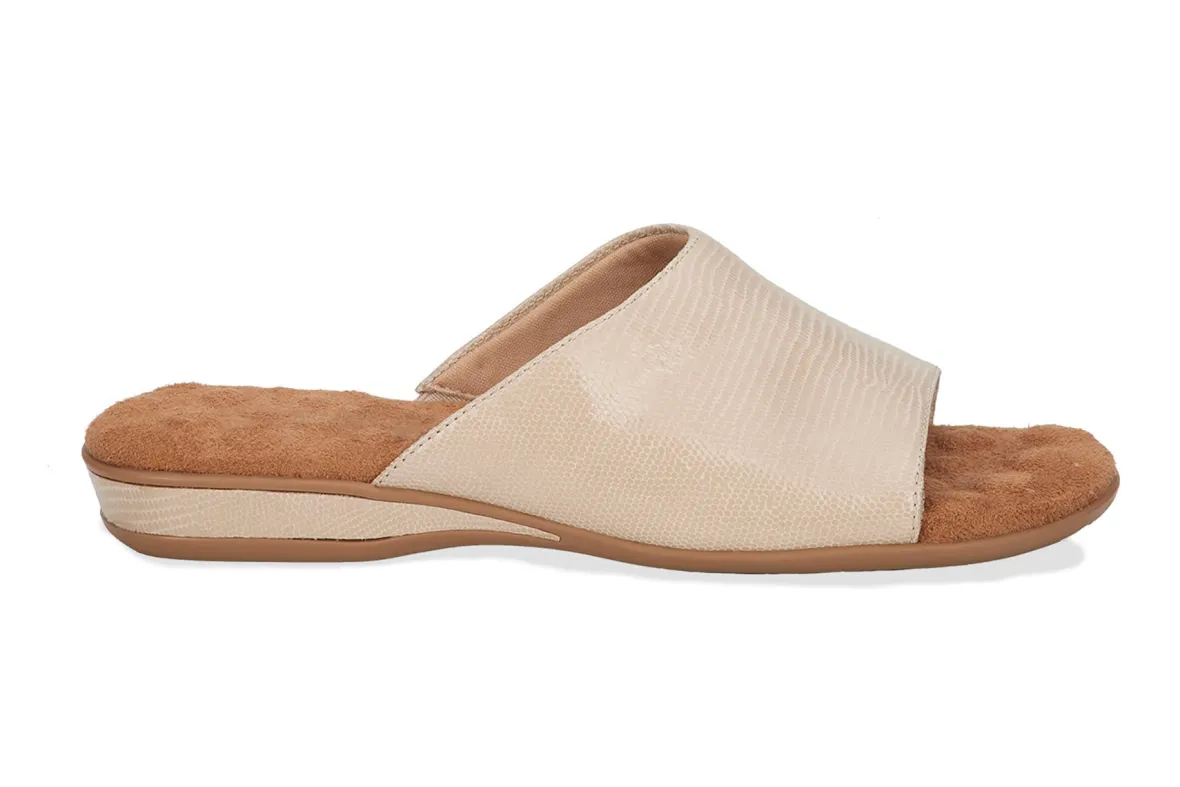 Cam Ii-Ros Hommerson Fashion